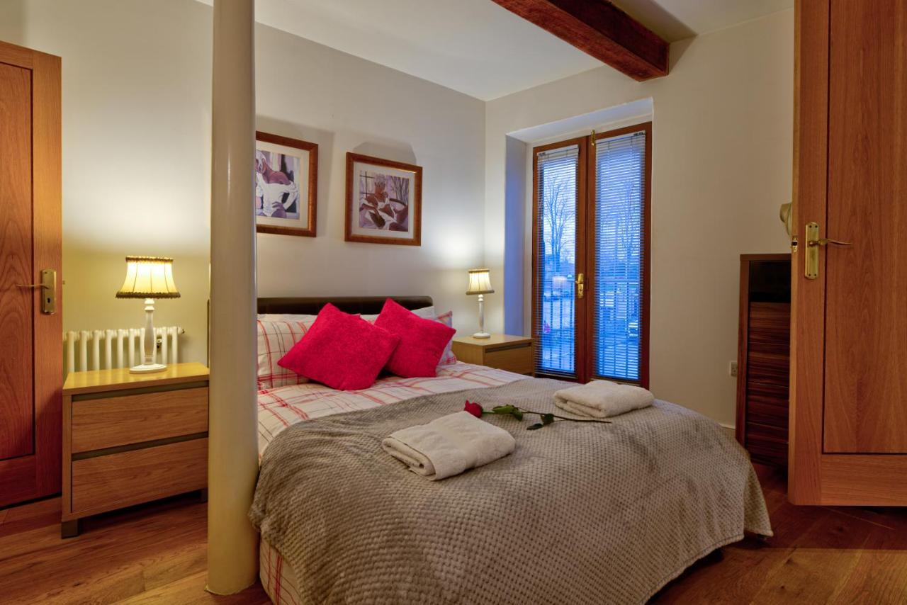 Stylish Town Centre Stay - 2-Bed Luxury Suite With Wifi Stamford Exterior foto